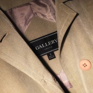 Gallery trench coat (beige)